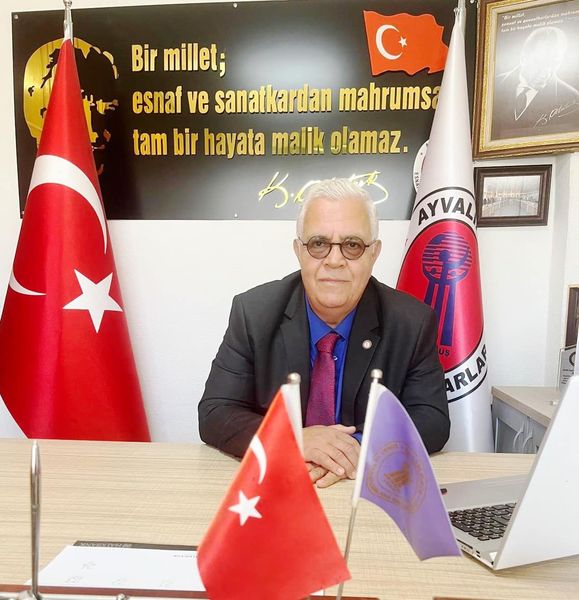 “AYVALIKLI ESNAFIMIZIN ARKASINDAYIZ”